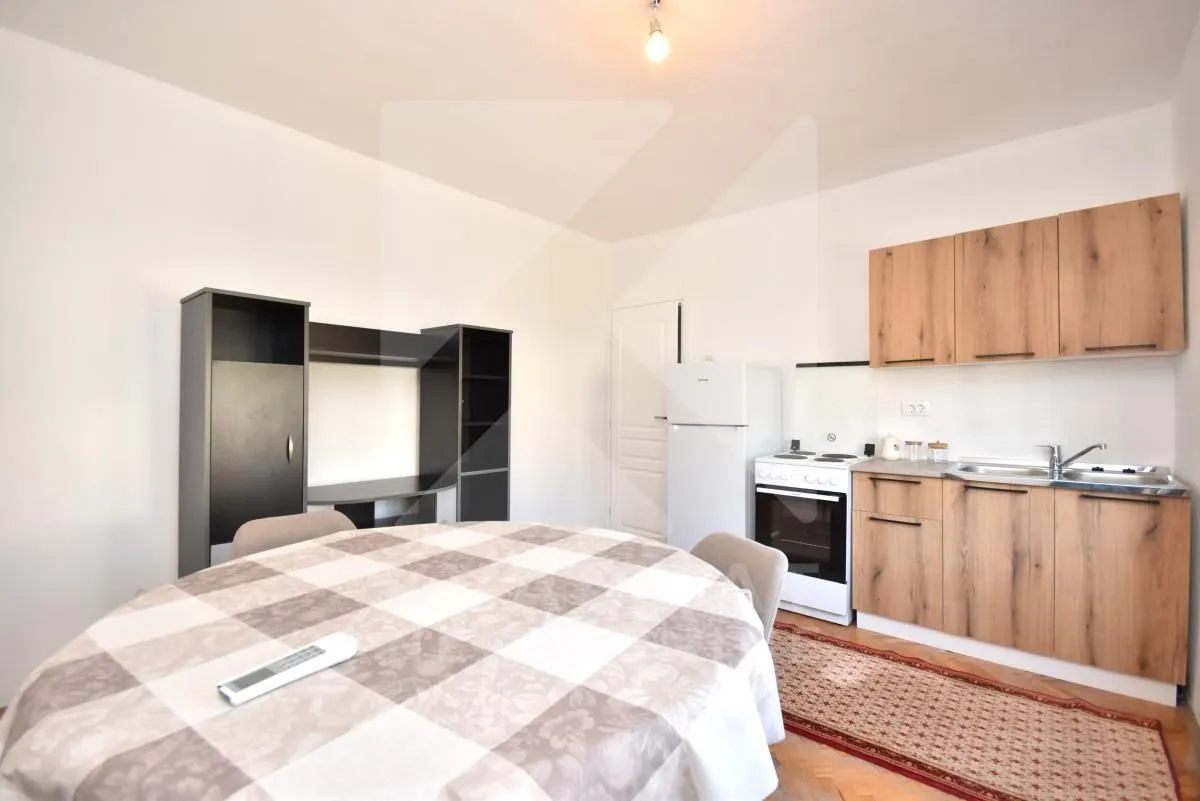 Rent, three bedroom apartment, 90m², Stari Aerodrom, Podgorica