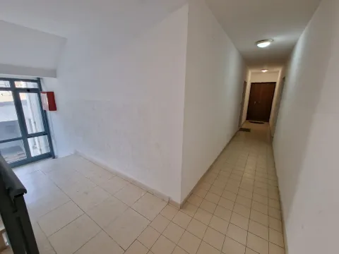Izdavanje, jednosoban stan, 34m², Budva, Crna Gora - image 7