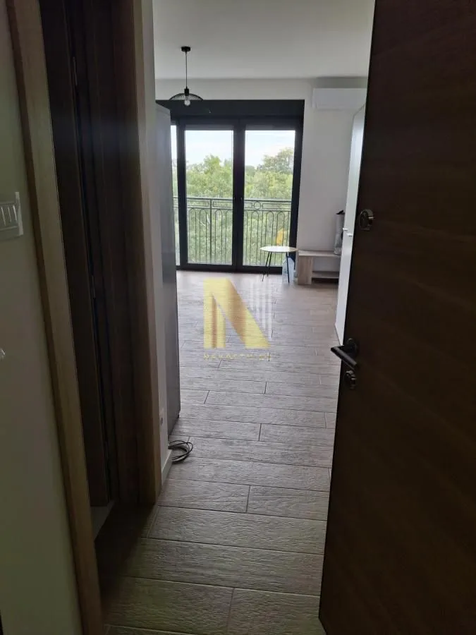 Izdavanje, garsonjera, 31m², Prozivka, Subotica