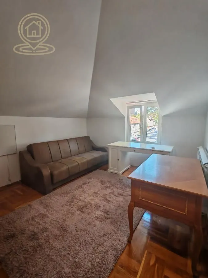 Rent, four bedroom apartment, 105m², Cvetkova Pijaca, Zvezdara Sve Podlokacije