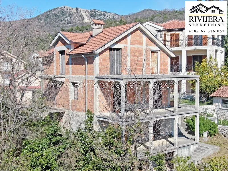 Prodaja, kuća, 225m², Topla, Herceg Novi
