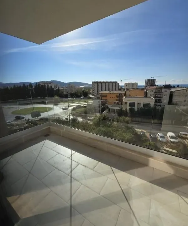 Sale, two bedroom apartment, 69m², Ilino, Bar