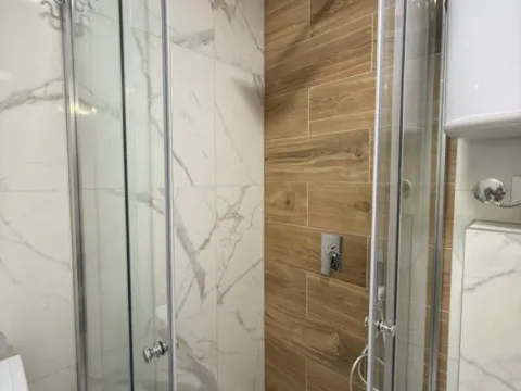 Izdavanje, dvosoban stan, 70m², City Kej, Podgorica - image 8