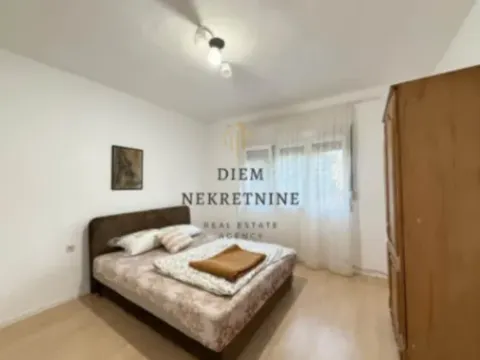 Izdavanje, trosoban stan, 100m², Zagorič, Podgorica - image 5