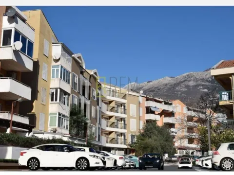 Sale, one bedroom apartment, 50m², Budva, Crna Gora - image 7