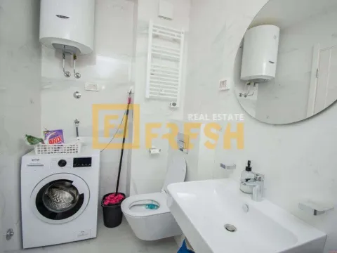 Izdavanje, jednosoban stan, 50m², City Kvart, Podgorica - image 10