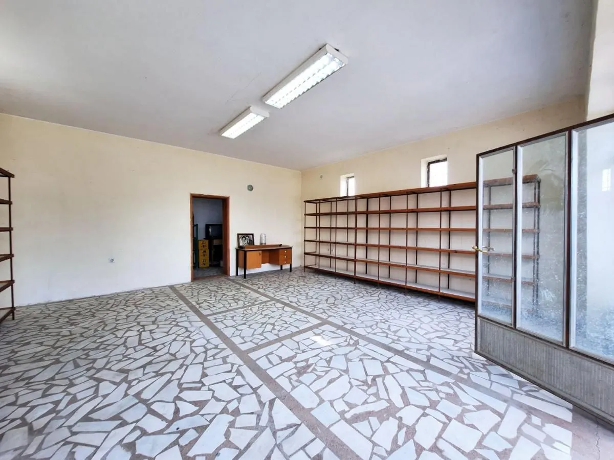 Prodaja, kuća, 412m², Belegiš, Stara Pazova