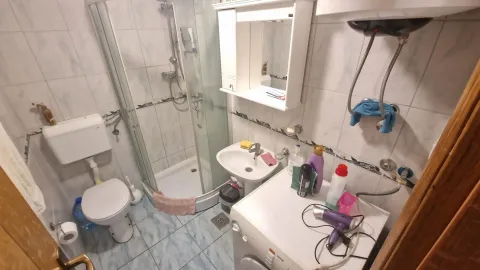Rent, studio apartment, 35m², Budva, Crna Gora - image 14