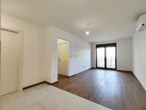 Rent, one bedroom apartment, 50m², Tološi, Podgorica - image 2