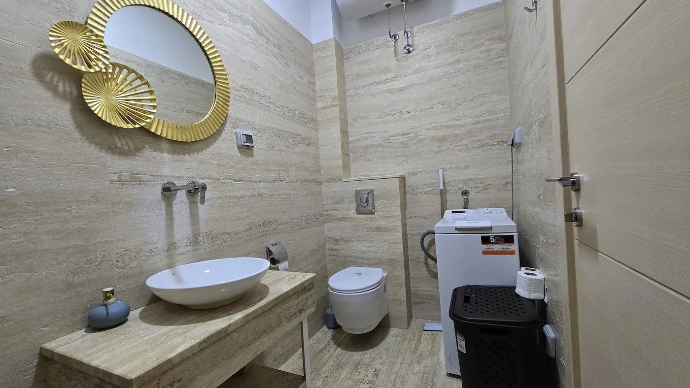 Izdavanje, jednosoban stan, 52m², Kod Capital Plaze, Podgorica