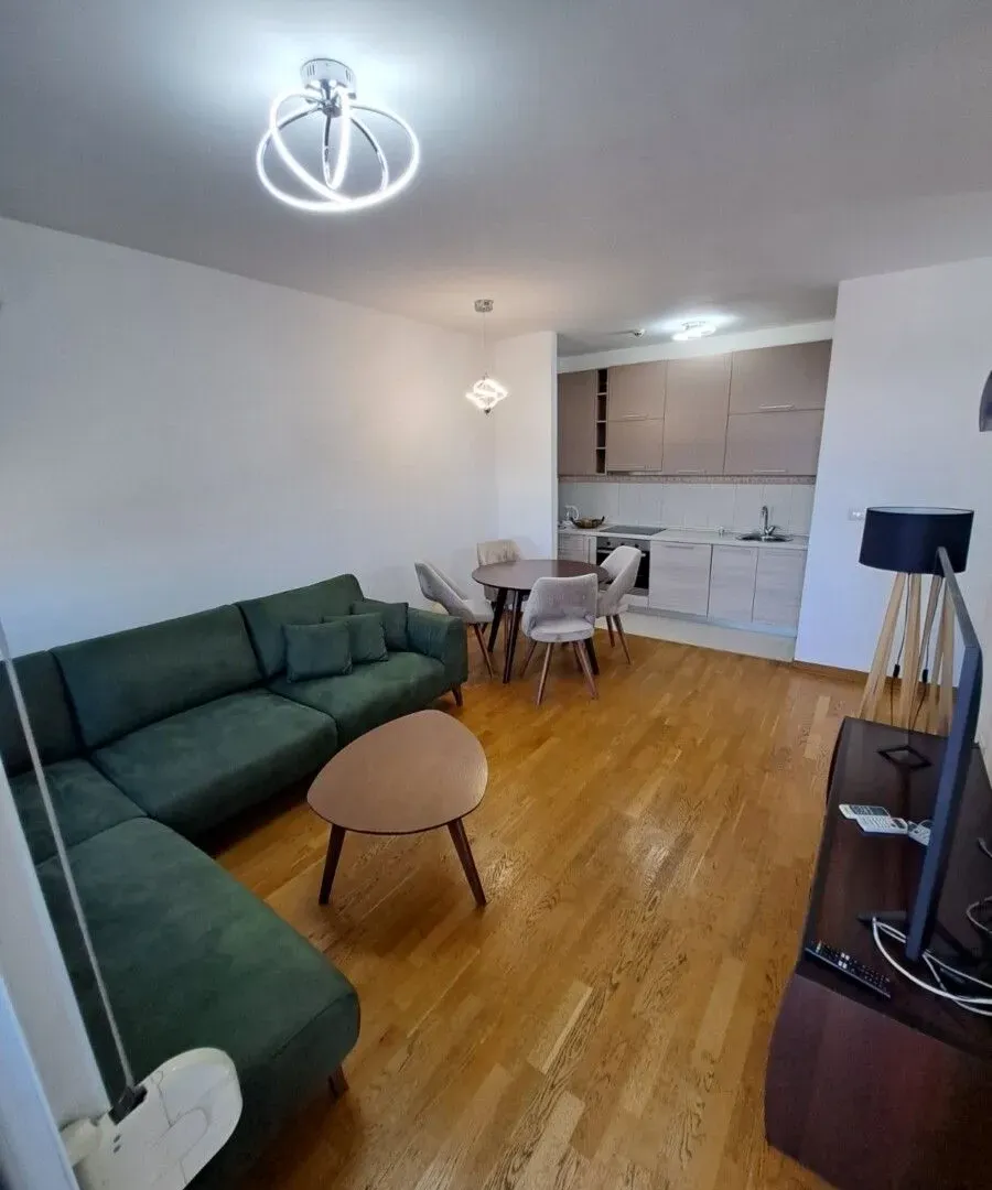 Rent, two bedroom apartment, 68m², City Kvart, Podgorica