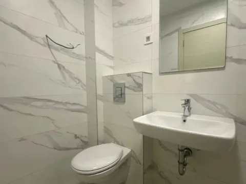 Izdavanje, dvosoban stan, 72m², Zagorič, Podgorica - image 10