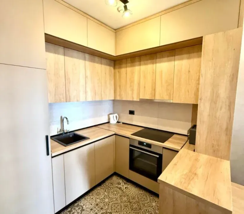 Izdavanje, jednosoban stan, 48m², Ljubović, Podgorica