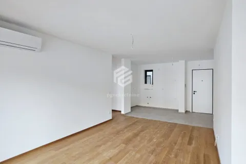 Prodaja, jednosoban stan, 43m², Rozino, Budva - image 13