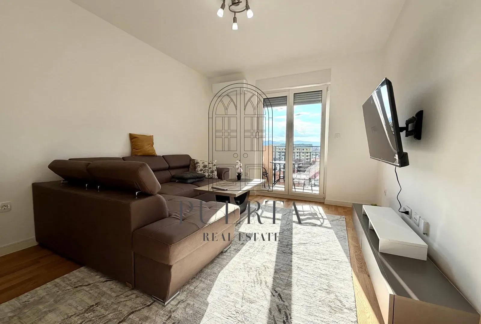 Rent, one bedroom apartment, 42m², Stari Aerodrom, Podgorica