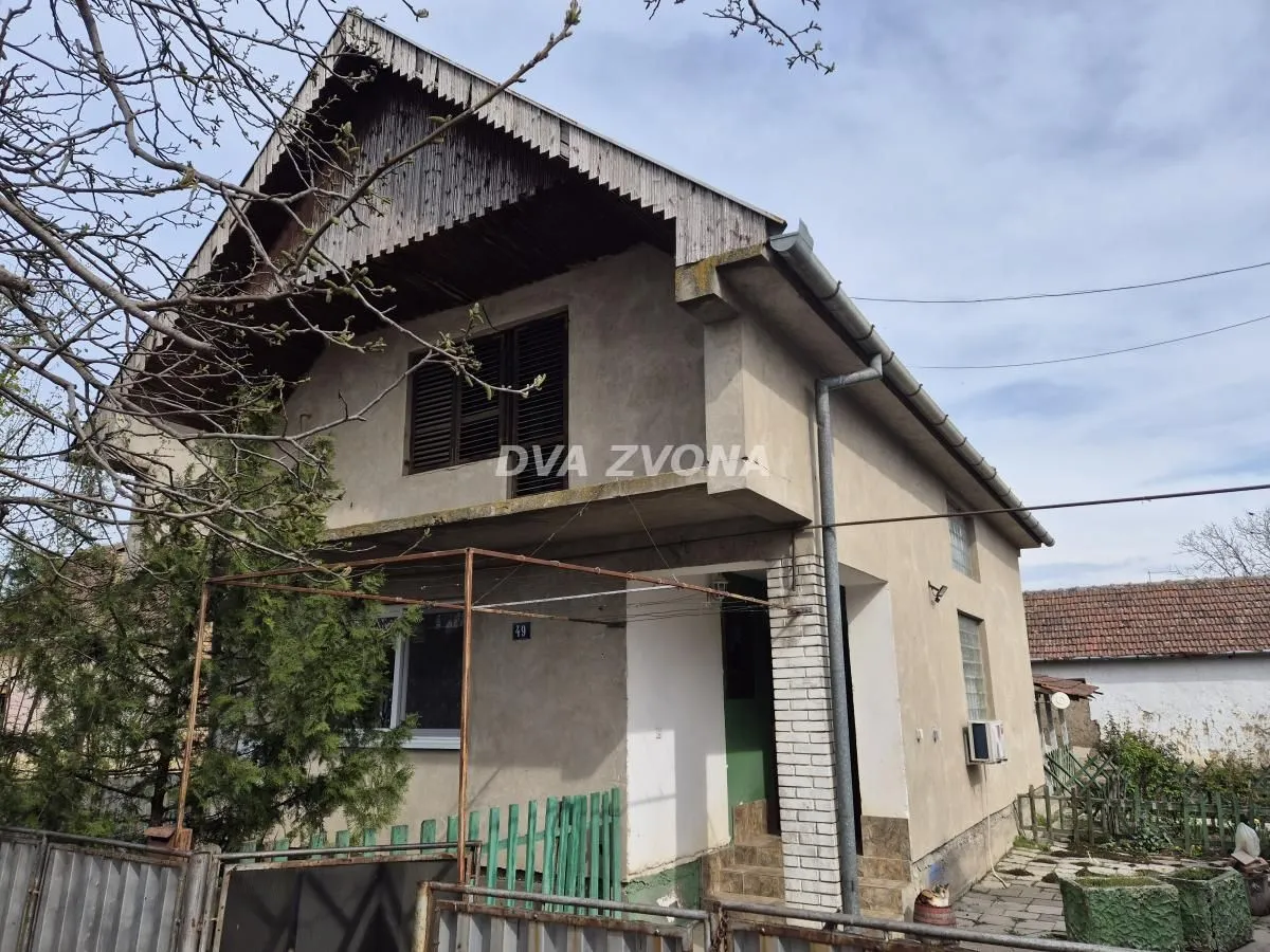 Prodaja, kuća, 146m², Novi Bečej, Zrenjanin