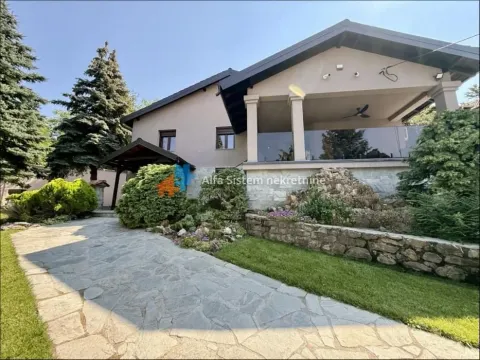 Rent, house, 250m², Višnjička Banja, Palilula Sve Podlokacije - image 22