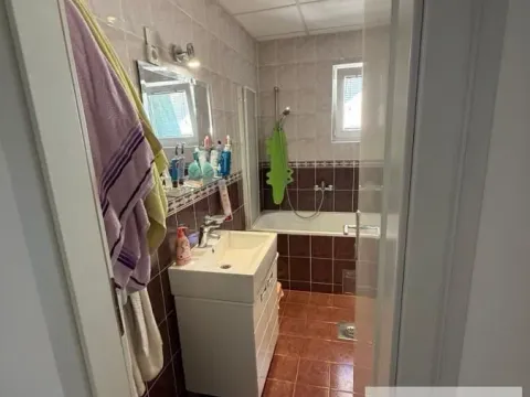 Sale, two bedroom apartment, 59m², Cerak, Beograd - image 13