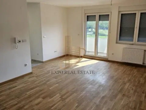 Sale, four bedroom apartment, 76m², Sremska Kamenica, Petrovaradin - image 2