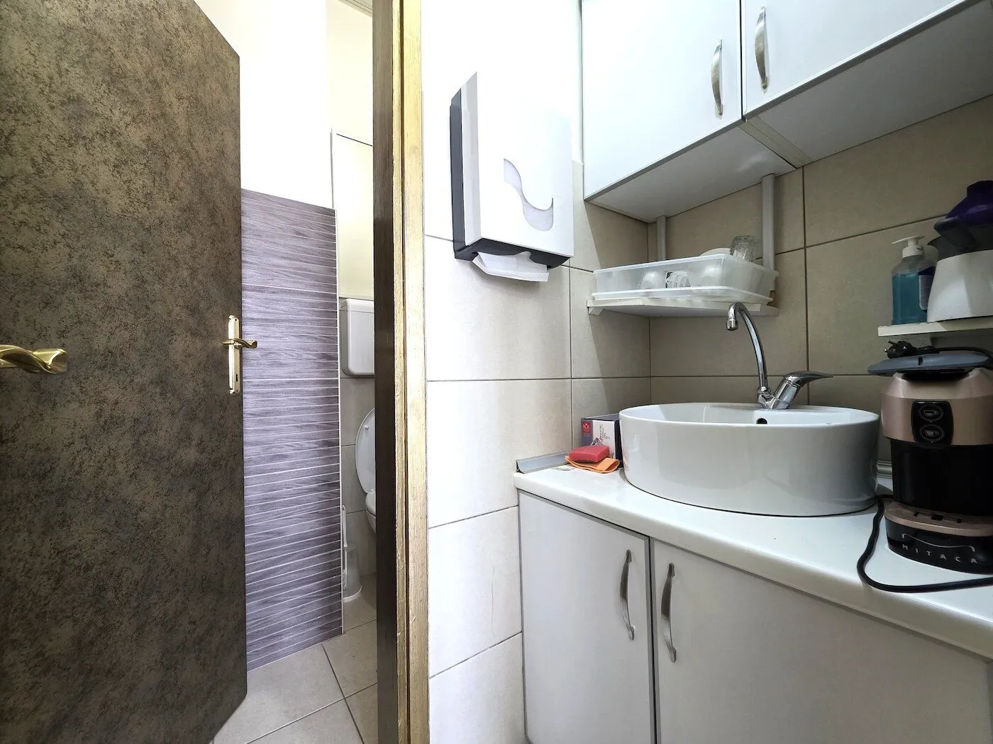 Sale, office space, 60m², Pejton, Podgorica
