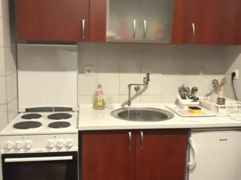 Izdavanje, garsonjera, 30m², Bar, Crna Gora - image 6