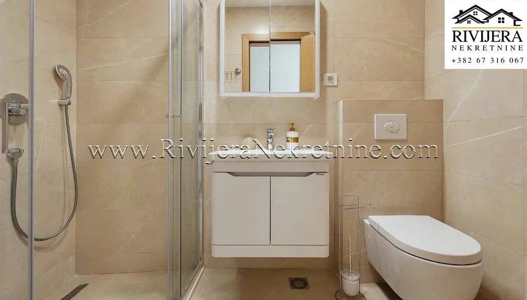Prodaja, dvosoban stan, 120m², Baošići, Herceg Novi