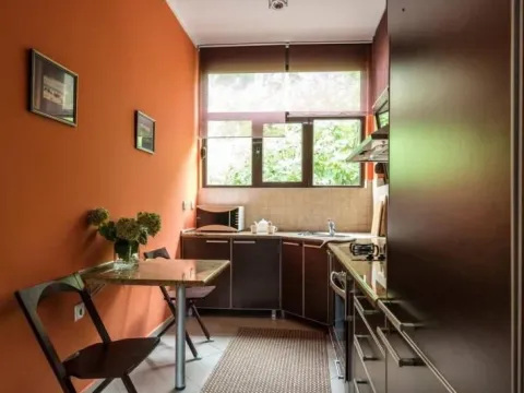 Prodaja, četvorosoban stan, 180m², Kotor, Crna Gora - image 7