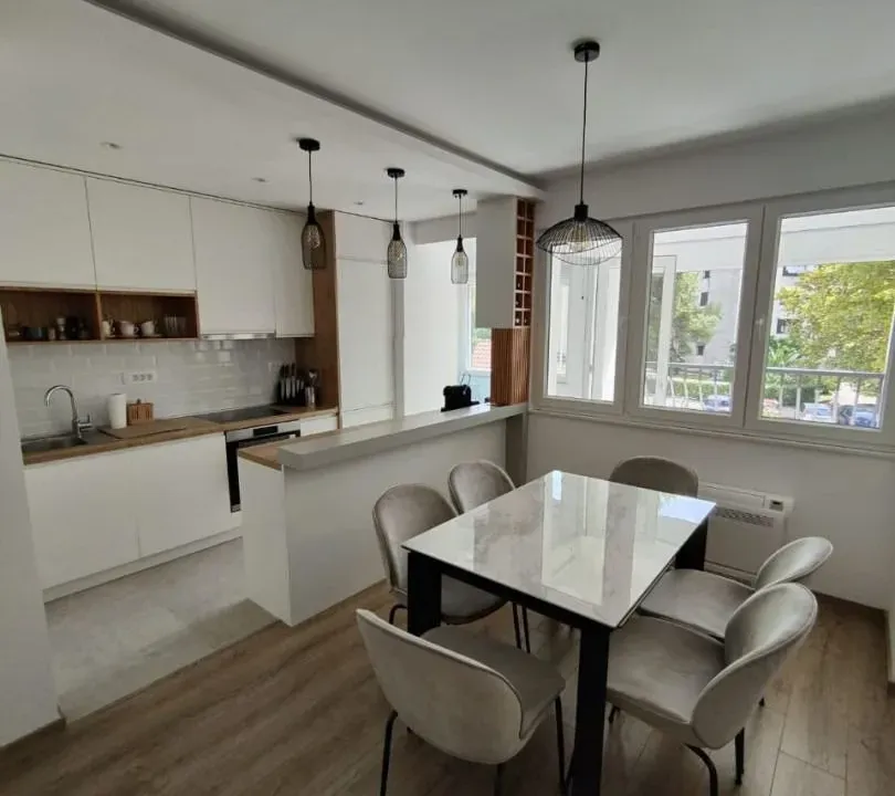 Rent, three bedroom apartment, 96m², Seljanovo, Tivat