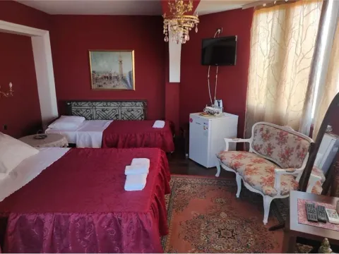 Izdavanje, kuća, 91m², Niš, Srbija - image 11