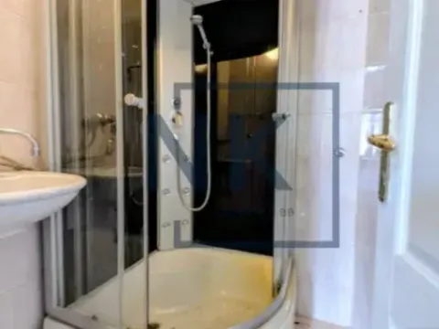 Izdavanje, poslovni prostor, 42m², Ljubović, Podgorica - image 9