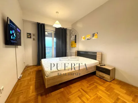 Izdavanje, jednosoban stan, 53m², City Kvart, Podgorica - image 8