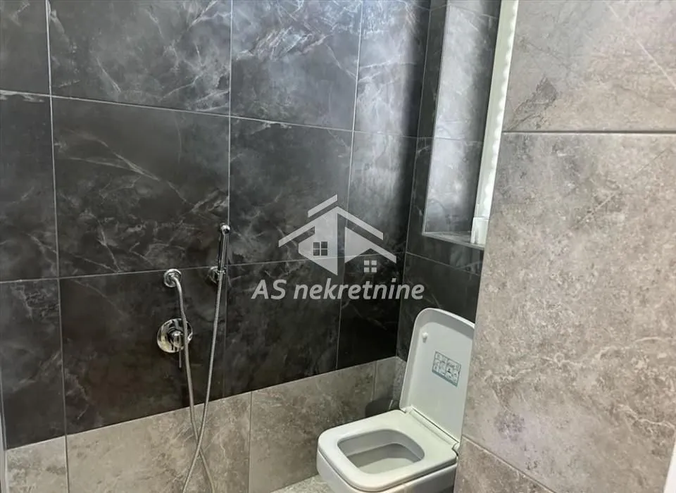 Izdavanje, stan, 57m², Zemun Kej, Zemun Sve Podlokacije