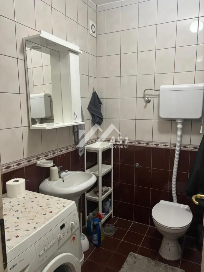 Izdavanje, jednosoban stan, 36m², Nova Detelinara, Novi Sad Sve Podlokacije