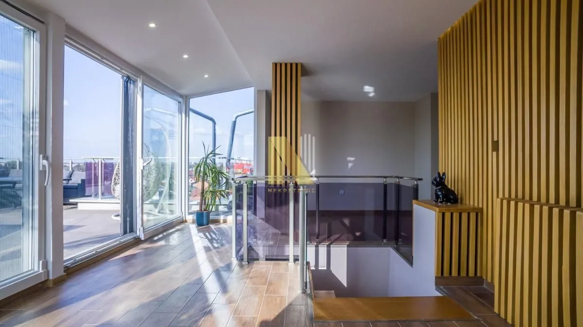Prodaja, četvorosoban stan, 113m², Telep, Novi Sad Sve Podlokacije