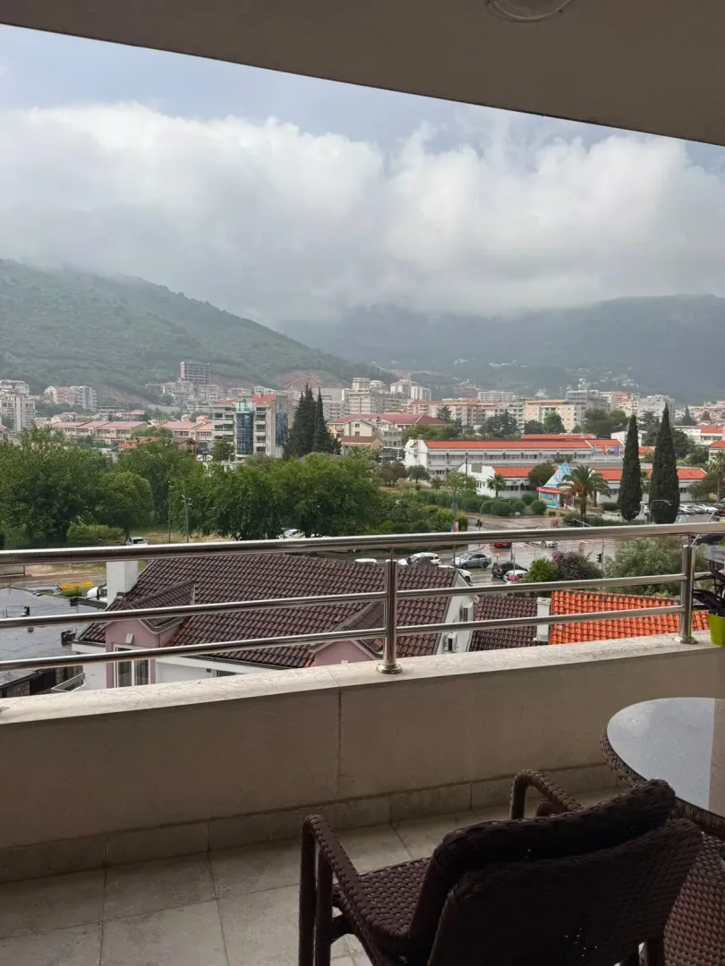 Rent, one bedroom apartment, 45m², Centar, Budva