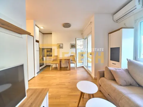 Rent, apartment, 27m², Stari Aerodrom, Podgorica - image 9