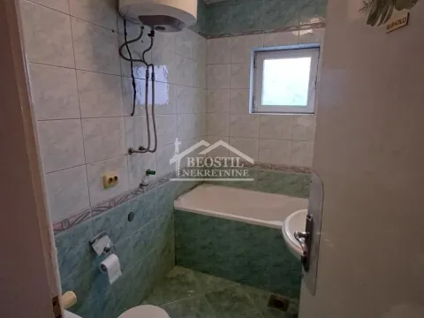 Izdavanje, poslovni prostor, 65m², Šumice, Beograd - image 7