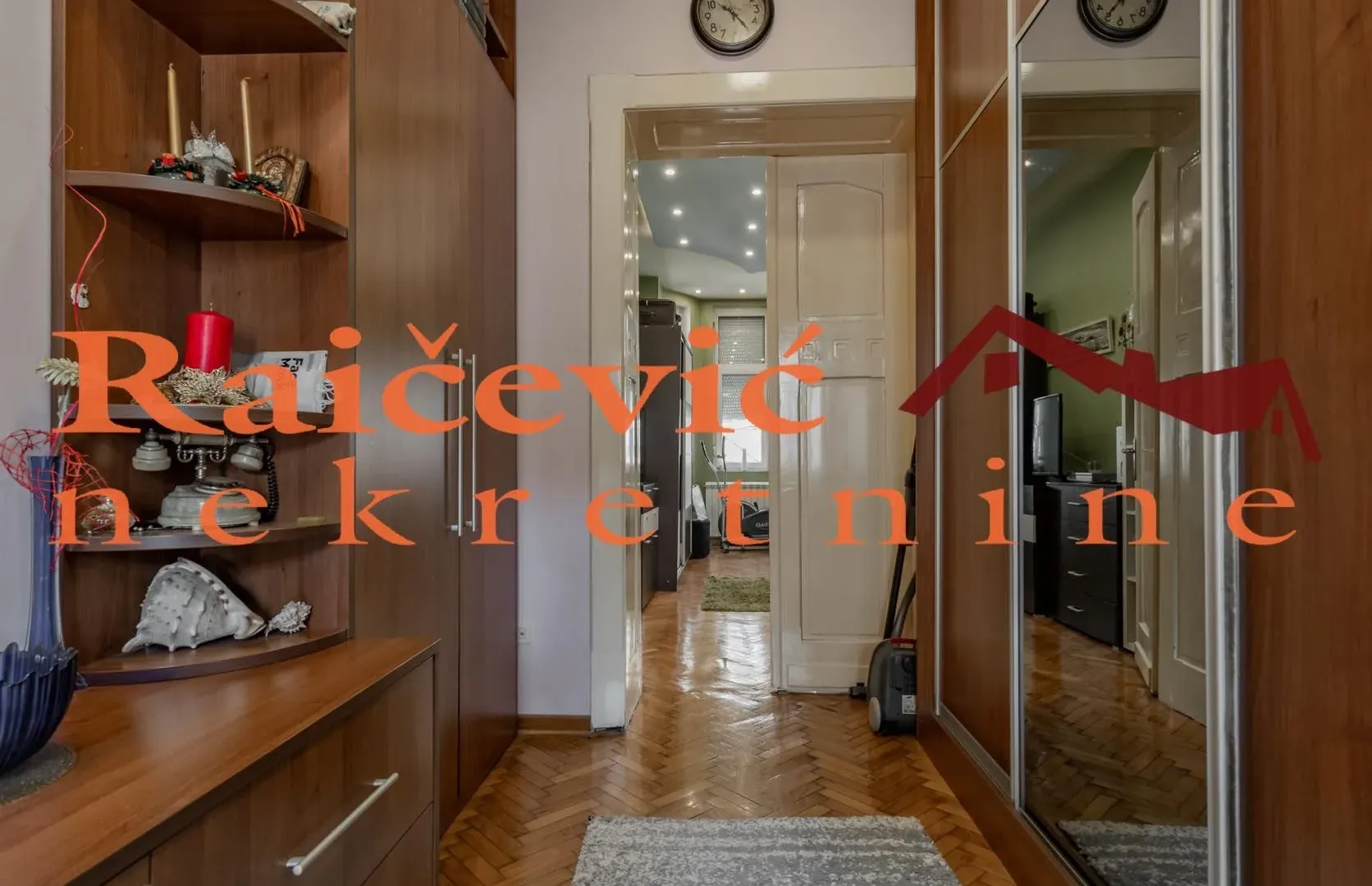 Prodaja, trosoban stan, 86m², Cvetni Trg, Vračar Sve Podlokacije