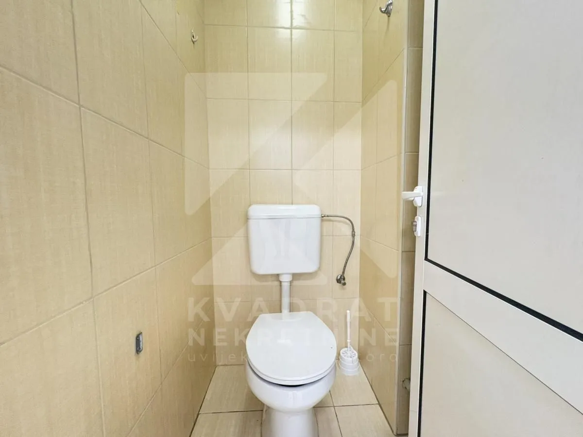 Izdavanje, poslovni prostor, 23m², Stari Aerodrom, Podgorica
