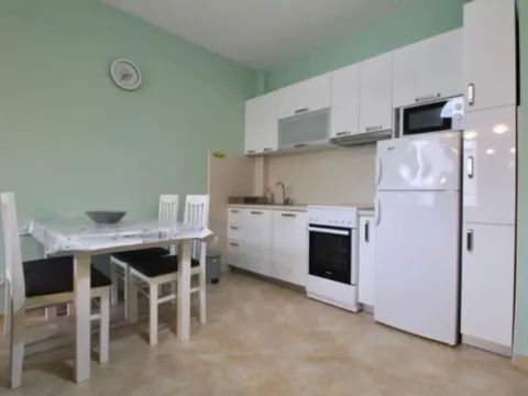 Izdavanje, stan, 41m², Centar, Bar - image 7