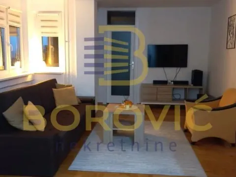 Izdavanje, dvosoban stan, 56m², Novi Beograd Blok 45, Novi Beograd Sve Podlokacije - image 4