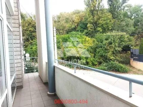 Rent, house, 300m², Savski Venac, Beograd - image 17