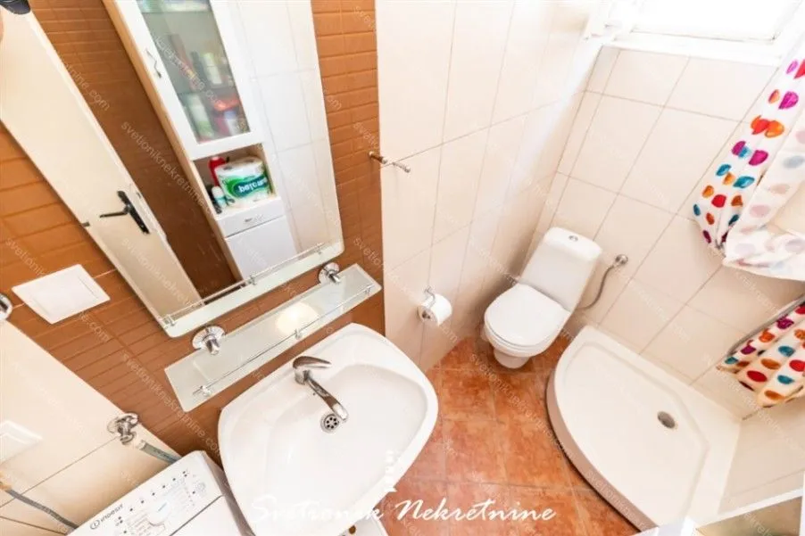 Prodaja, petosoban stan, 119m², Igalo, Herceg Novi