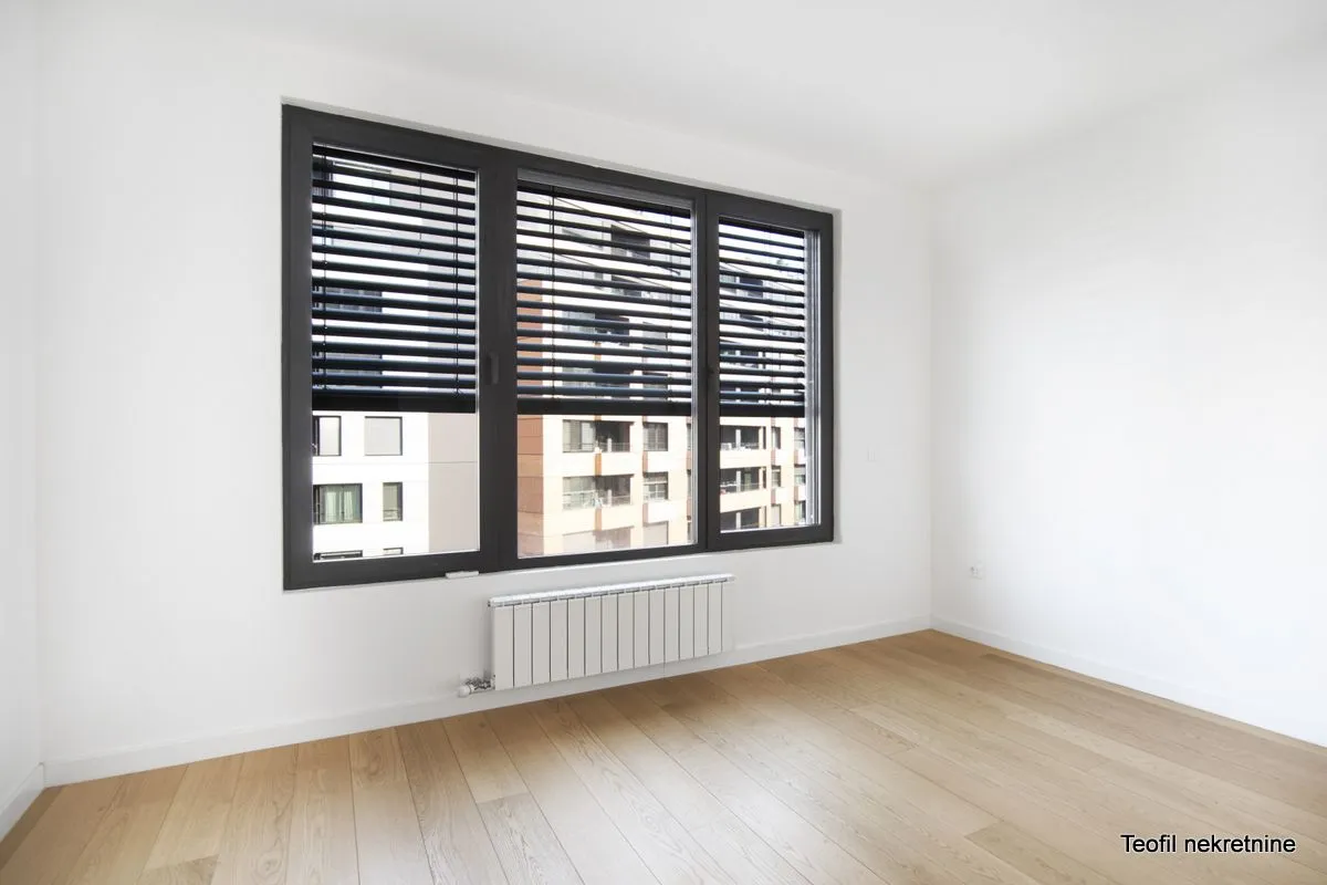 Izdavanje, četvorosoban stan, 122m², Stari Grad, Beograd