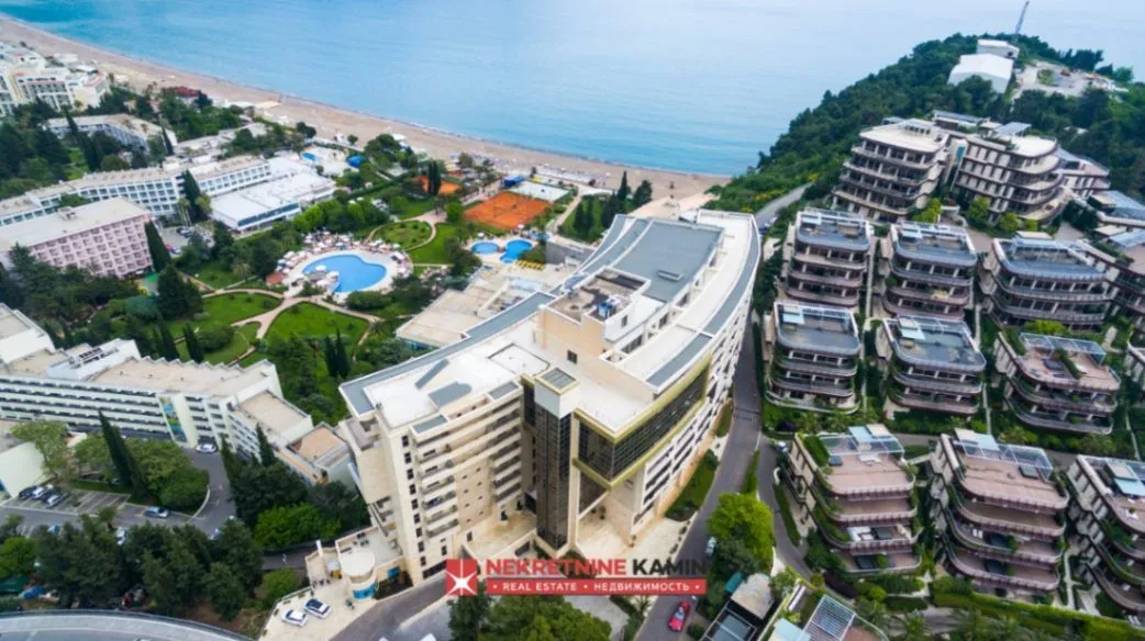 Prodaja, dvosoban stan, 81m², Zavala, Budva