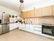 Sale, house, 294m², Herceg Novi, Crna Gora - image 13