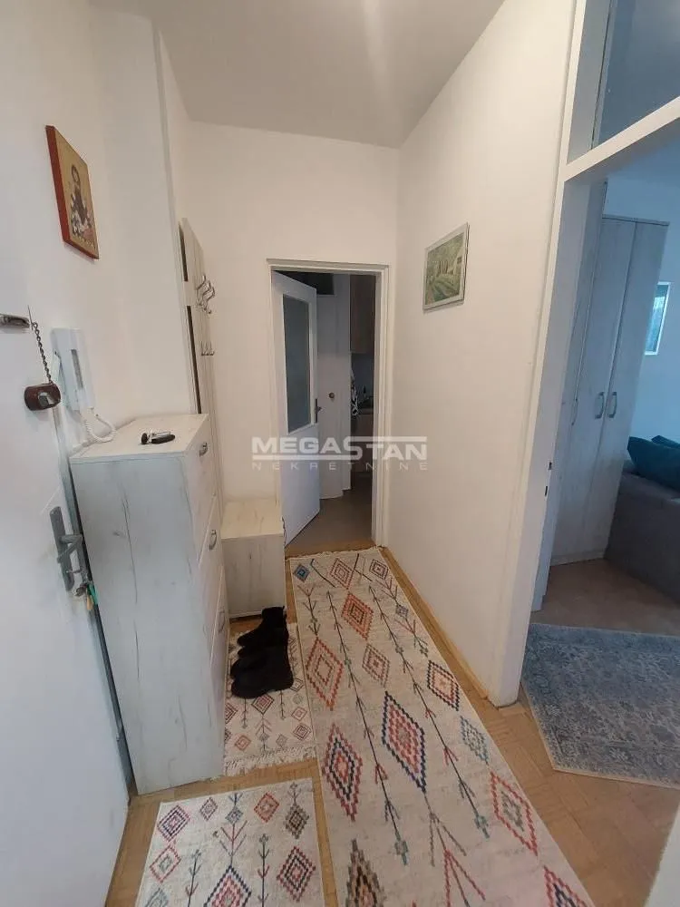 Rent, one bedroom apartment, 35m², Slavujev Venac, Zvezdara Sve Podlokacije