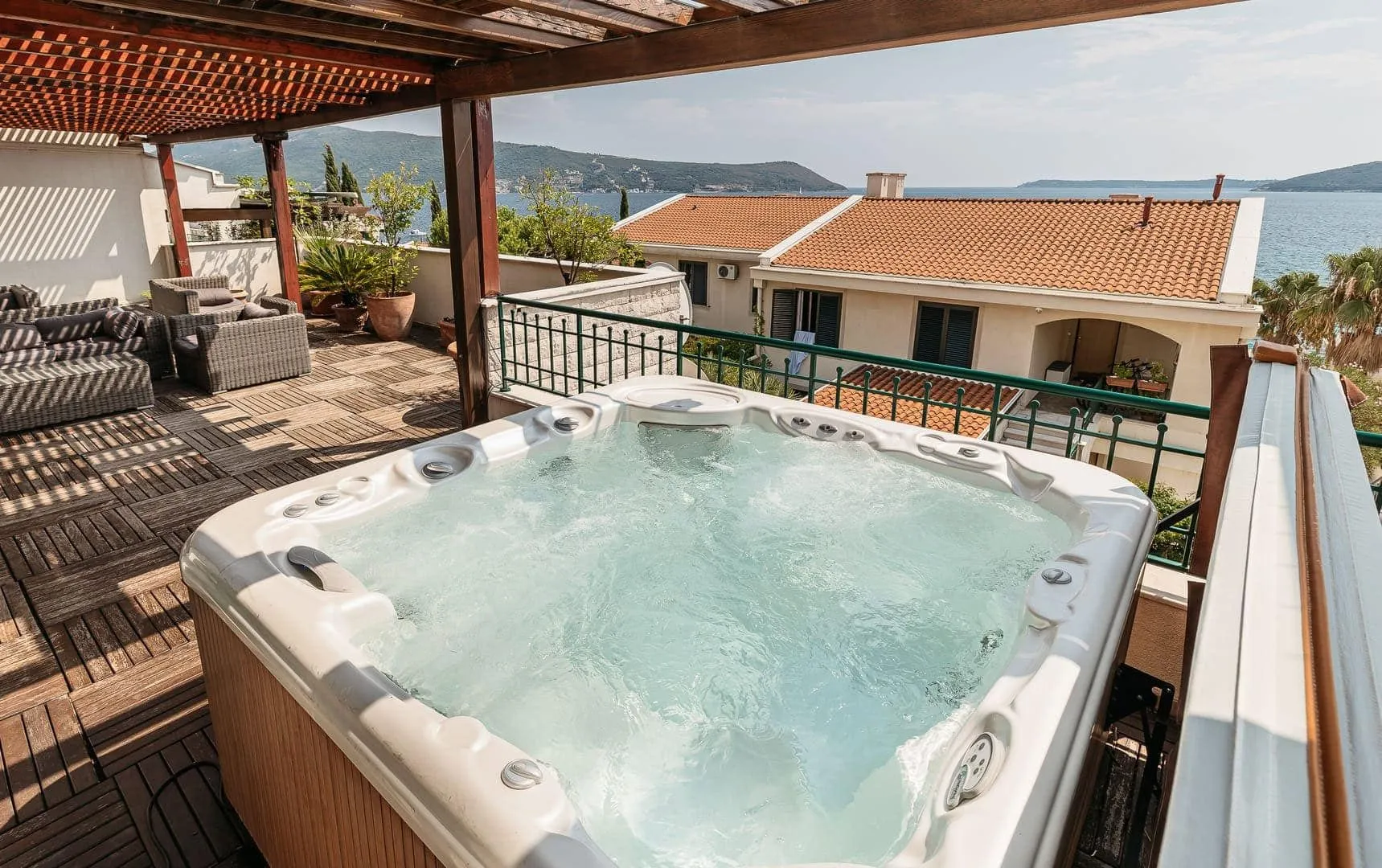 Prodaja, stan, 334m², Savina, Herceg Novi