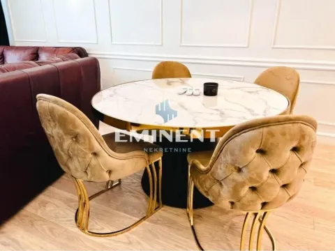 Izdavanje, trosoban stan, 90m², Savski Venac, Beograd - image 3