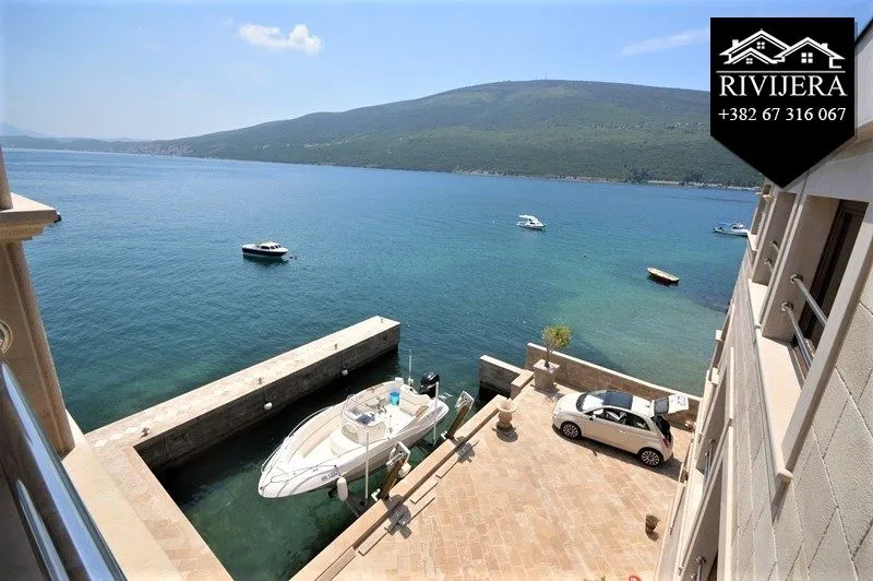Prodaja, kuća, 411m², Đenovići, Herceg Novi